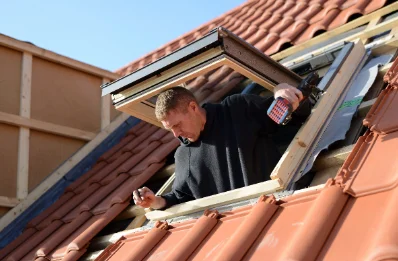 Pose de fenêtres de toit Velux à Castelviel